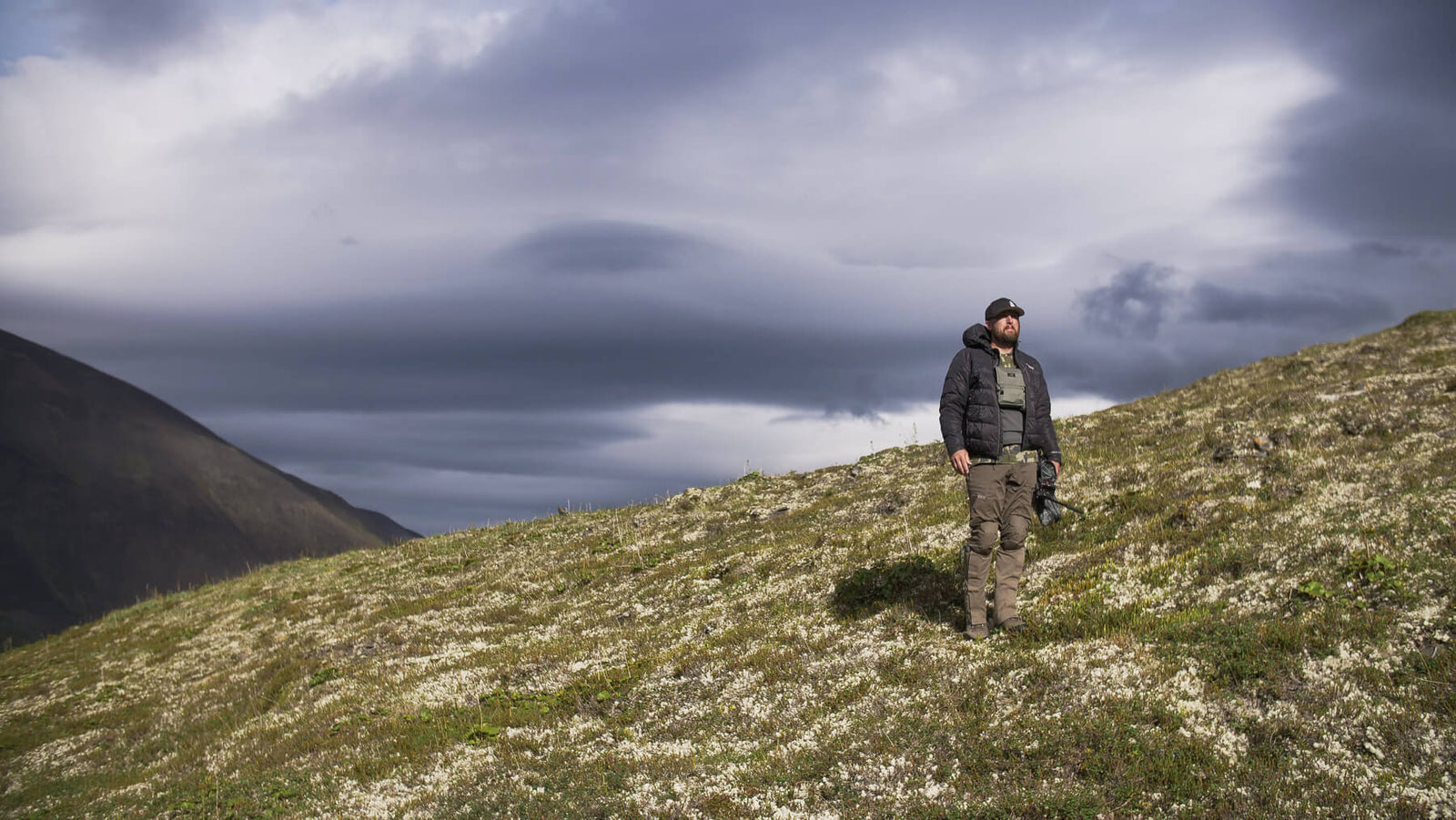 The 10 Essentials for Outdoor Survival